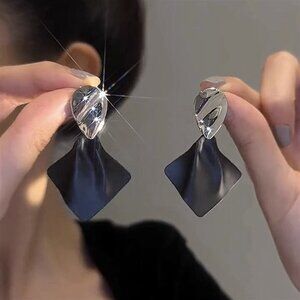 3/$35 Rhombus Silver Black Drop Dangle Fashion Earrings Metallic Jewelry